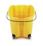 Rubbermaid WaveBrake 26 Qt Mop Bucket with Wringer