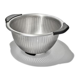 OXO Good Grips 5 Quart Stainless Steel Colander