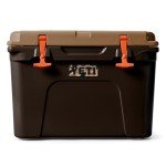 YETI Tundra 35 Cooler in Wetlands Brown