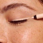 Essence Stay & Play Gel Eyeliner - Silky Nude