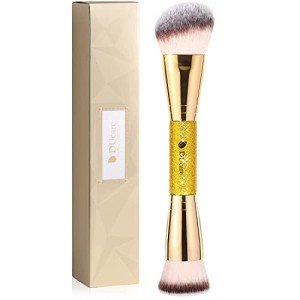 Dual-Ended Makeup Brush for Blending Foundations