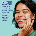 Oil-Free Hydrating Facial Cleanser with Cucumber & Aloe