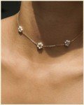 Daisy Pearl Choker Necklace for Women