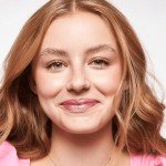 Meta Glow Iridescent Lip Gloss - Pink Vision