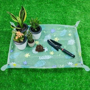 32.4" Indoor Plant Potting Soil Mat
