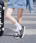 Women’s Athletic Crew Socks - 5 Pairs, White & Black