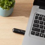 128GB USB 3.1 Flash Drive in Black