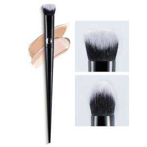 Angled Contour Concealer Brush for Under Eyes