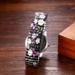Big Number Analog Wristwatch with Printed Band