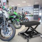 Pyle Heavy Duty Motorcycle Scissor Jack with Wheels