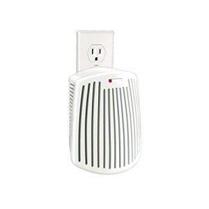Hamilton Beach TrueAir Plug-Mount Air Freshener Odor Eliminator for Common Household-Tobacco, Pet, Bathroom & Trash, On/Off Fan, with Carbon Filter, White