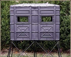 Hughes 4x8 The Clubhouse Hunting Blind with Windows