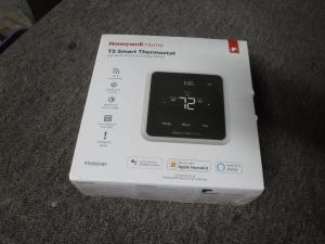 Honeywell T5 Touchscreen Smart Thermostat