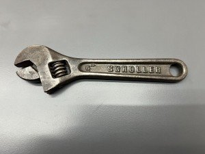 VINTAGE 6" SCHOLLER ADJUSTABLE WRENCH THE SCHOLLER MFG. CO - GREAT PATINA - USA!