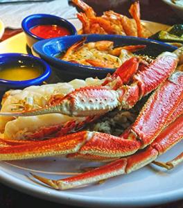 Large Snow Crab Legs (Approximately 8-10 oz per cluster) ((3 lbs) Snow Crab Clusters- FROZEN)