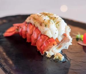 Cameron's Seafood Lobster Tail from 7 oz to 8 oz (2 Tails)
