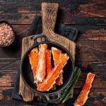 Colossal Red King Crab Leg Splits – Pre-Split for Easy Prep, Fully Cooked & Flash Frozen – Premium Wild-Caught Crab from Norway – 1 lb Pack