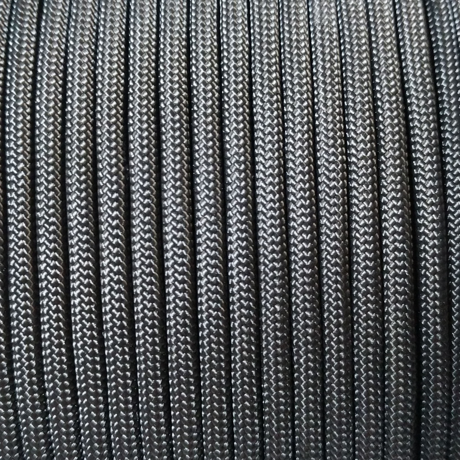 550lb Paracord Rope for Camping & Survival - 500ft