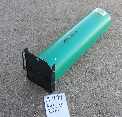 Skunk Trap Spray-Proof 24in x 6in