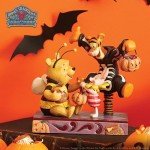Enesco Disney Traditions by Jim Shore Winnie The Pooh and Friends Halloween Figurine, 6.69 Inch, Multicolor