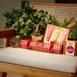 Molton Brown Luxurious Hand Care Set