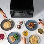 Farberware Retro Countertop Microwave 700 Watts, 0.7 Cu. Ft