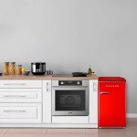 Galanz GLR33MRDR10 Retro Compact Refrigerator, Single Door Fridge, Adjustable Mechanical Thermostat with Chiller, 3.3 Cu Ft, Red