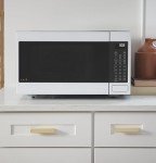 Café 1.5 Cu. Ft. Smart Convection Microwave Oven