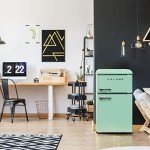 Galanz 3.1 Cu FT Dual Door Refrigerator - Green