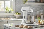 KitchenAid 7-Quart Bowl-Lift Stand Mixer