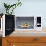 Compact 1100 Watt Magic Chef Microwave Oven