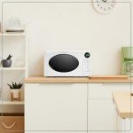 Retro 700-Watt Countertop Microwave Oven Bundle