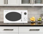 Emerson Retro Compact 800W Microwave Oven, White