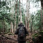 SPIKA Hunting Backpacks for Men, 25L Camo Hunting Day Pack with Water Bladder, Removable Waist Belt, Rifle Holder, Internal Ammo Storage and Rain Cover