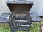 Char-Griller Pro Deluxe Charcoal Barrel Grill