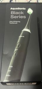 Electric Toothbrush with Whitening Features
