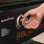 Blackstone 28" 3-Burner Griddle with Hood & Shelves