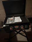 Blackstone 22" Portable 2-Burner Gas Griddle