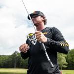 Lew's Laser SG Speed Spin Freshwater Spinning Fishing Reel, Size 200 Reel, Right or Left-Hand Retrieve, 5.2:1, Zero Reverse 1-Way Clutch Bearing, Silver