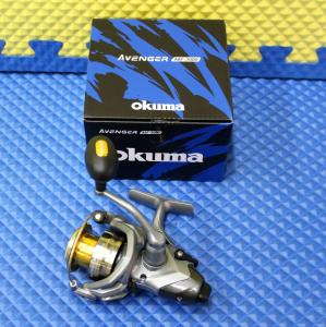 Okuma Avenger ABF Graphite Baitfeeder Saltwater Spinning Reel- ABF-3000