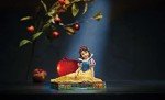 Jim Shore Disney Snow White Apple Figurine