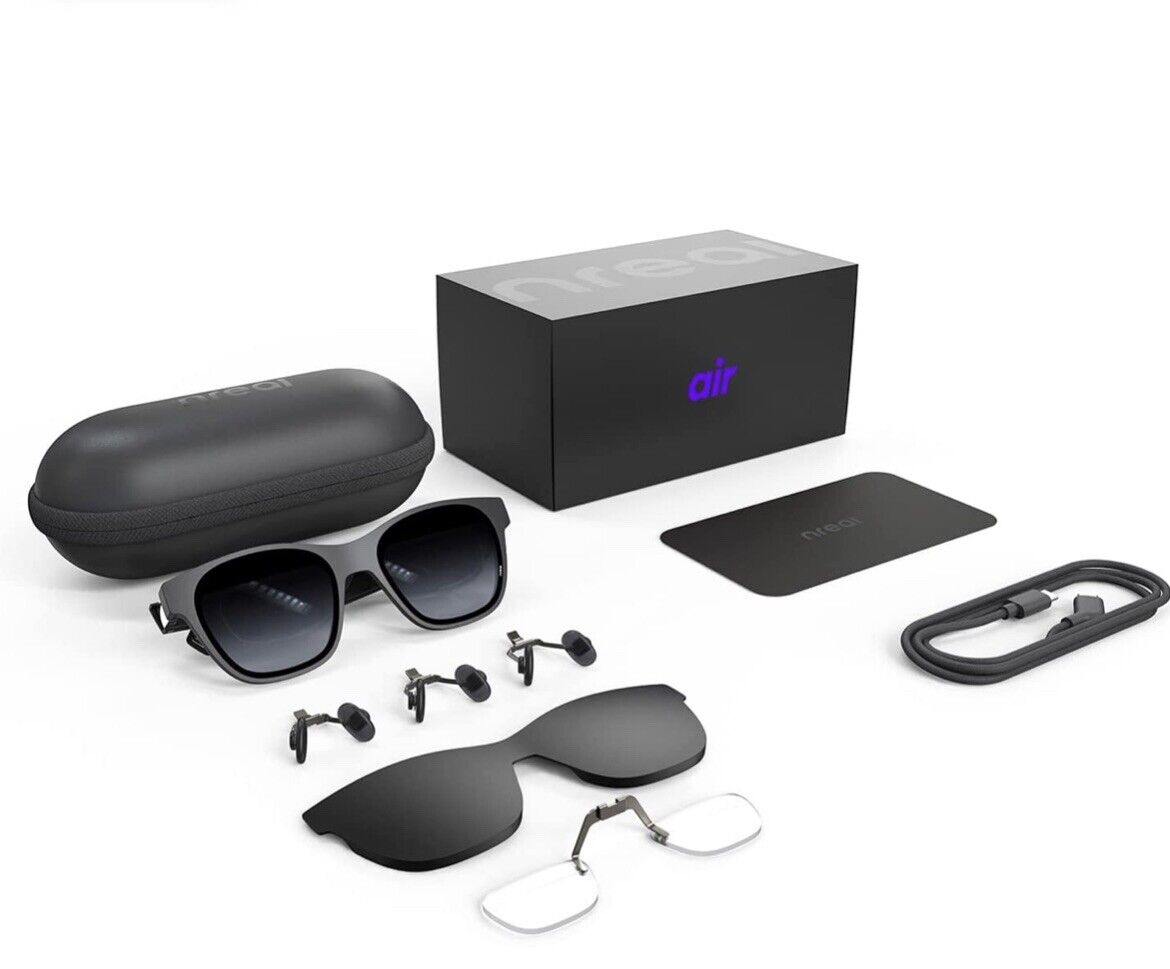 AR Smart Glasses for Gaming and Mobile Devices