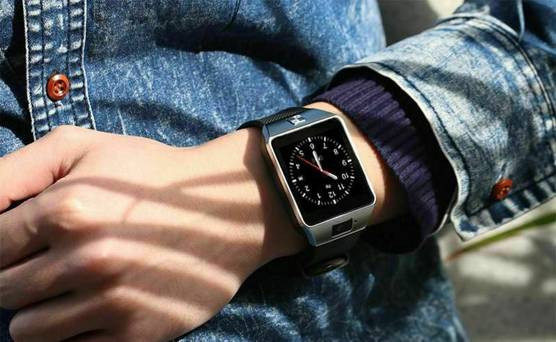 Android Fitness Smartwatch with HR Monitor & Pedometer