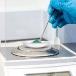 Nilef Disposable Weigh Boats - Medium 125 Pack