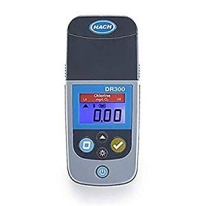 Pocket Colorimeter for Chlorine and pH Testing