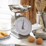 Antique-Style Mechanical Kitchen Scale with Bowls