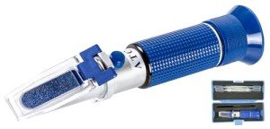 NEEBETEK Salinity Refractometer for Aquariums and Seawater