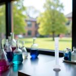 100ml Plastic Graduated Measuring Cylinder for Labs