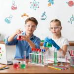 28-Piece Plastic Lab Set: Cylinders, Beakers, Flasks