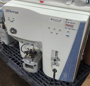 Thermo FINNIGAN TSQ QUANTUM Mass Spectrometer System